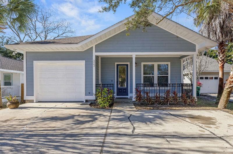 323 Main St, Destin, FL 32541 - MLS 939599 for Sale