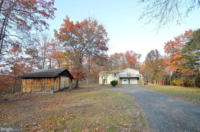 1600 Providence Church Rd, Hedgesville, WV 25427 - MLS WVBE2024240 for Sale