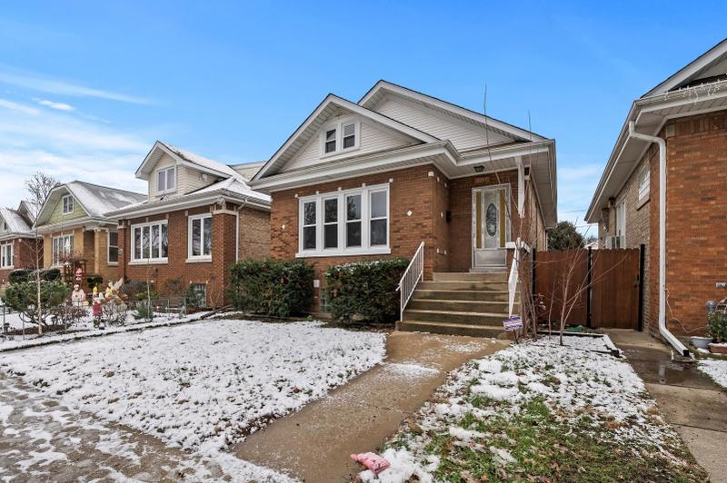 6115 W Eddy St, Chicago, IL 60634 - MLS 11960561 for Sale