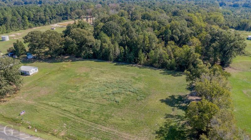 325 Ringgold Ave, Coushatta, LA 71019 - MLS 20448179 for Sale