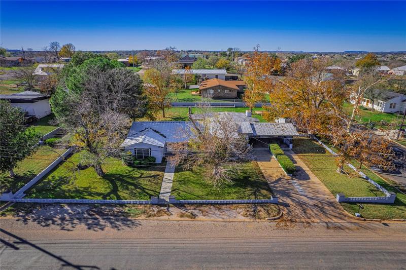 1501 Wright St, Llano, TX 78643  MLS# 8040360 for Sale