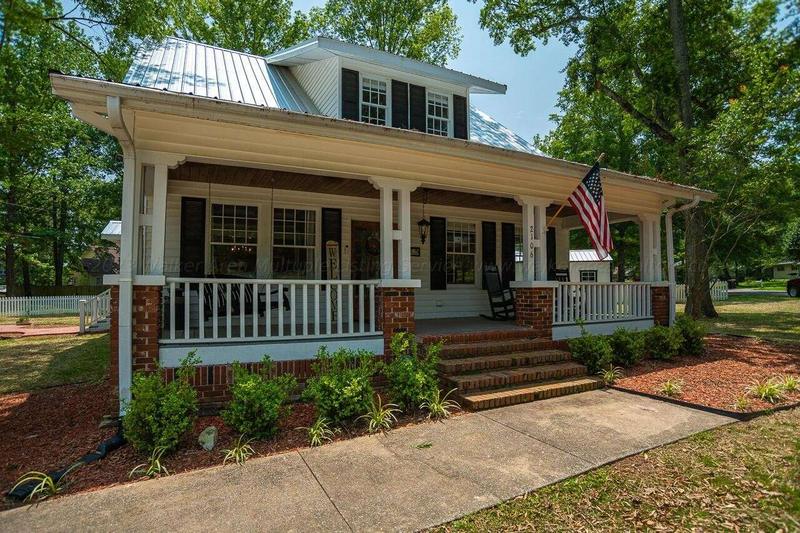 2106 SW DIALSDALE Ave, Cullman, AL 35055  623374854 for Sale