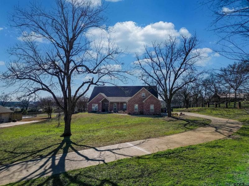 100 Pecan Valley, Bullard, TX 75757 for Sale
