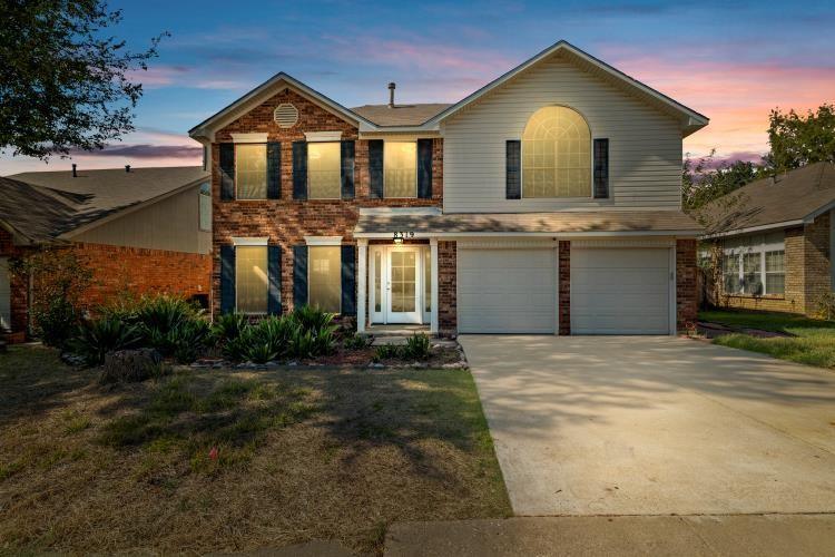 8319 Paxson Trl, Dallas, TX 75249 for Sale