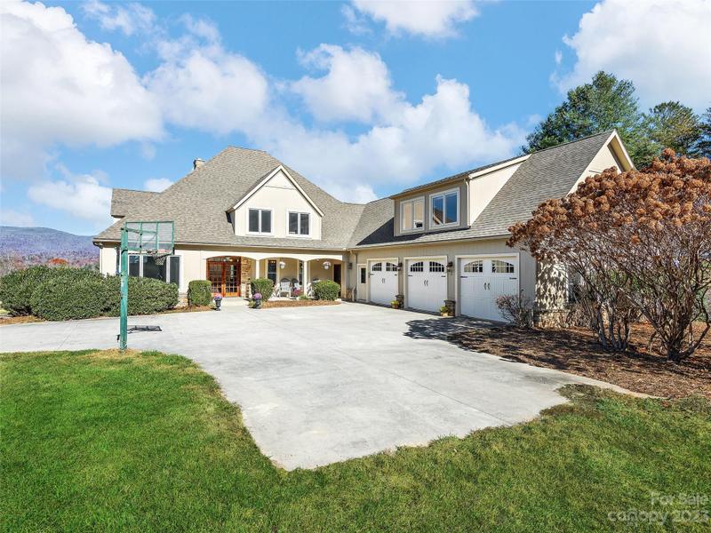 20 Farm View Road, Fairview, NC 28730 for Sale