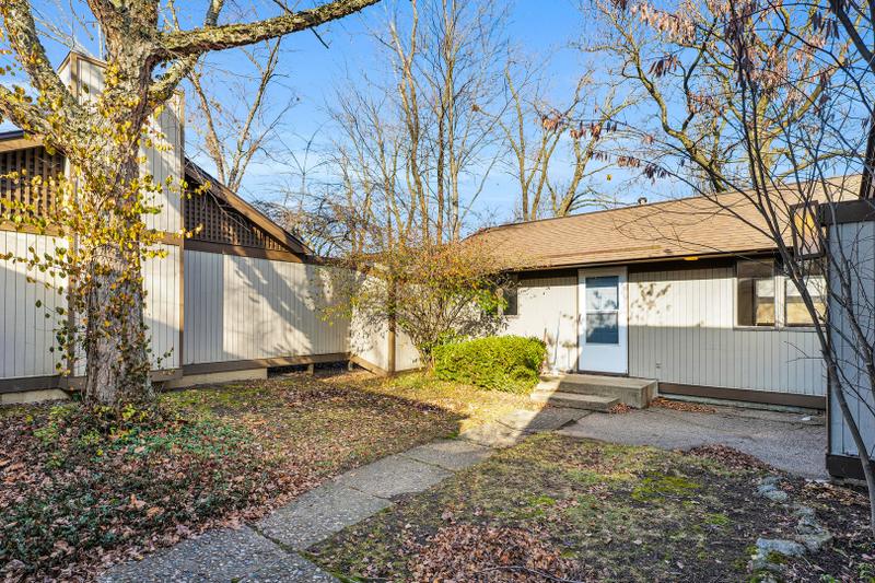 812 Sunset Drive, Unit 3, Urbana, IL 61801 for Sale