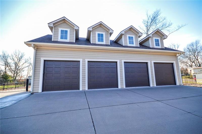 130 M Street, Lake Lotawana, MO 64086 for Sale