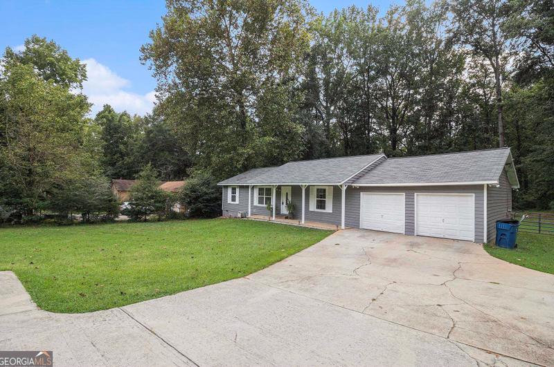2945 Hwy 20 SE, Conyers, GA 30013 - MLS 20164353 for Sale