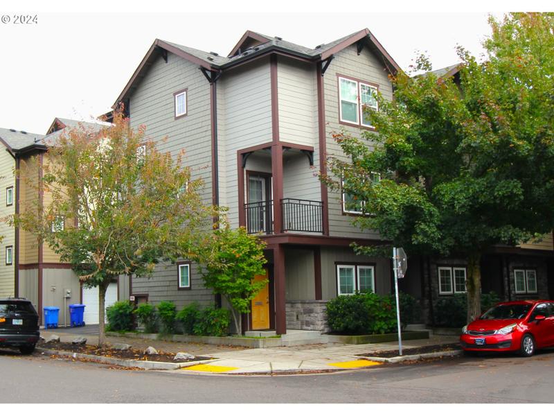 3301 SE MORRISON ST, Portland OR 97214 for Sale