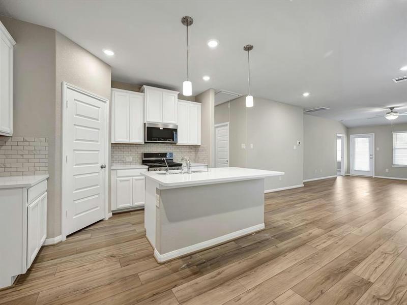 6904 CALIFORNIA BLACK OAK DR, Conroe, TX 77304 Single Family Residence For Sale  MLS# 84076290