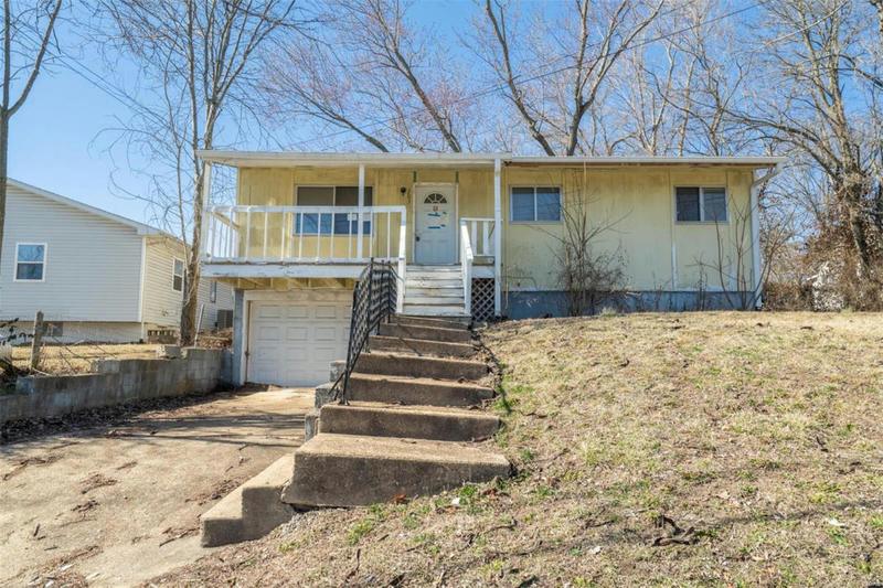 203 N WALNUT ST, Rolla, MO 65401 Single Family Residence For Sale  MLS# 24008779