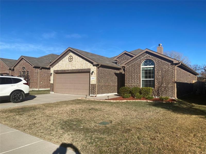 1220 Scott Dr, Weatherford, TX 76087  MLS# 20493583 for Sale