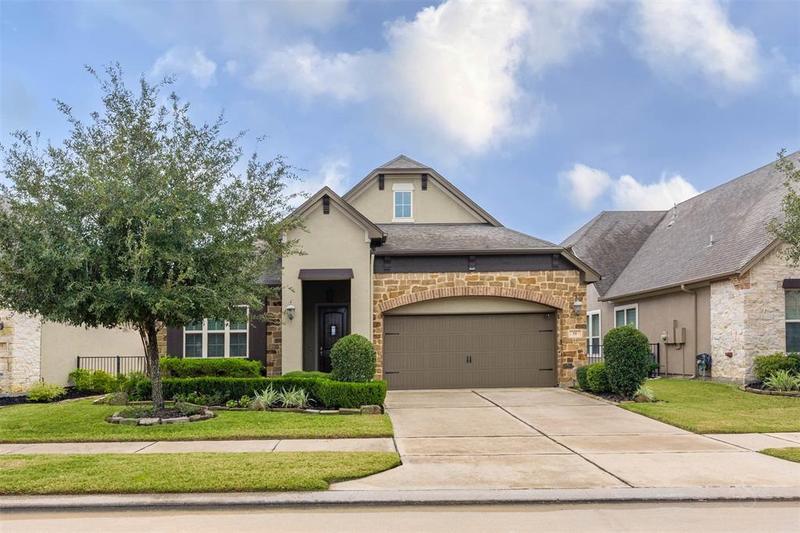 59 Floral Hills Ln, Fulshear, TX 77441 for Sale