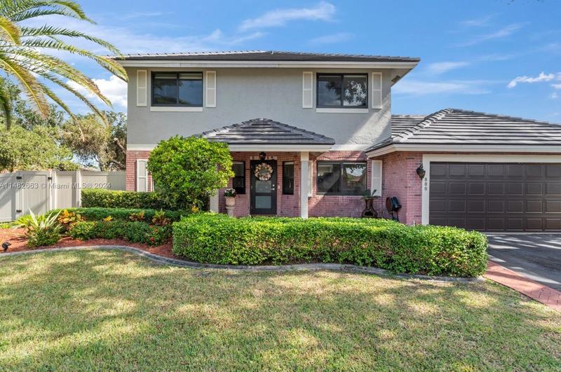 800 Amherst Ave, Davie, FL 33325 - MLS A11482663 for Sale