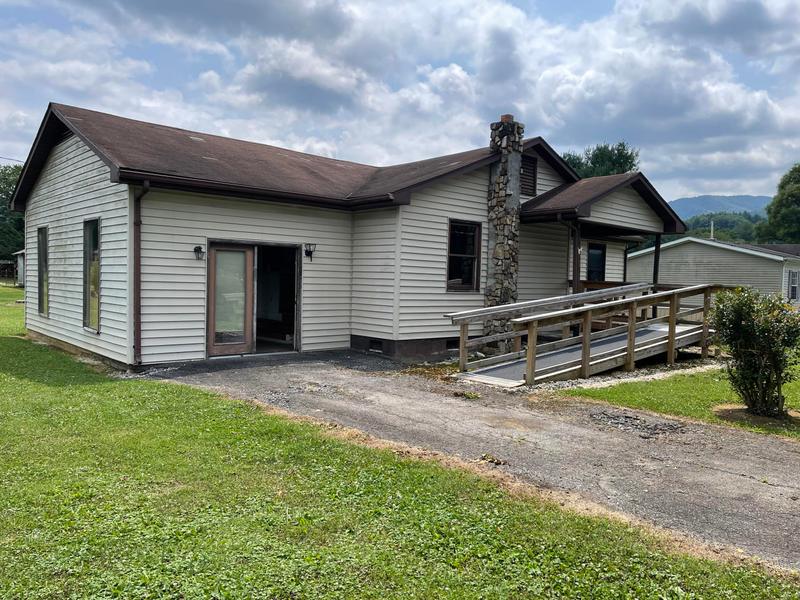 311 Collins Drive, Mountain City, TN 37683 for Sale