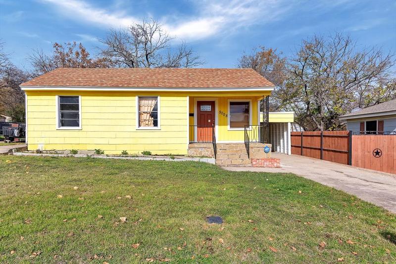 5008 Penrod Ct, River Oaks, TX 76114 for Sale
