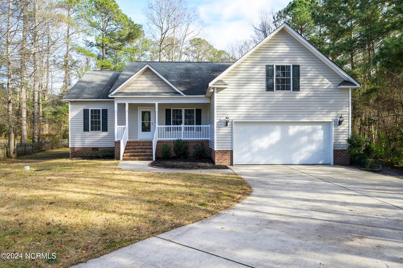 114 Laura Drive, New Bern, NC 28562 for Sale