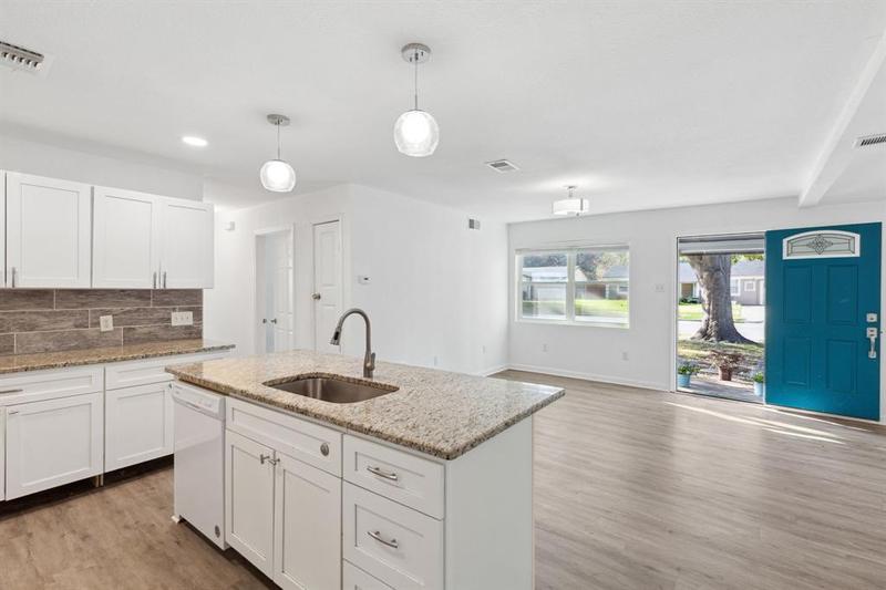 2547 Klondike Dr, Dallas, TX 75228 for Sale