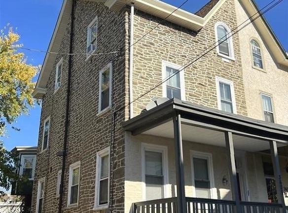 3605 Indian Queen Ln unit 3RDFLOOR - Philadelphia, PA 19129 - Home For Rent