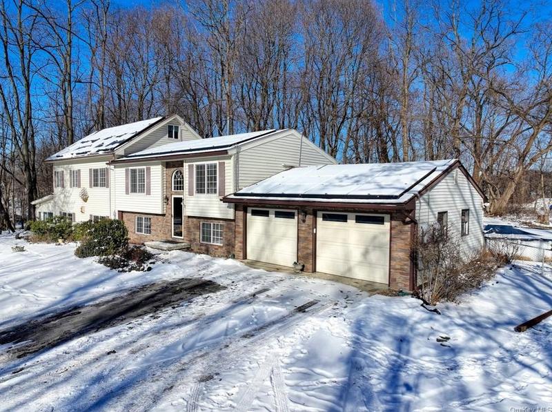 71 N Broadway, Port Ewen, NY 12401 - MLS H6287347 for Sale