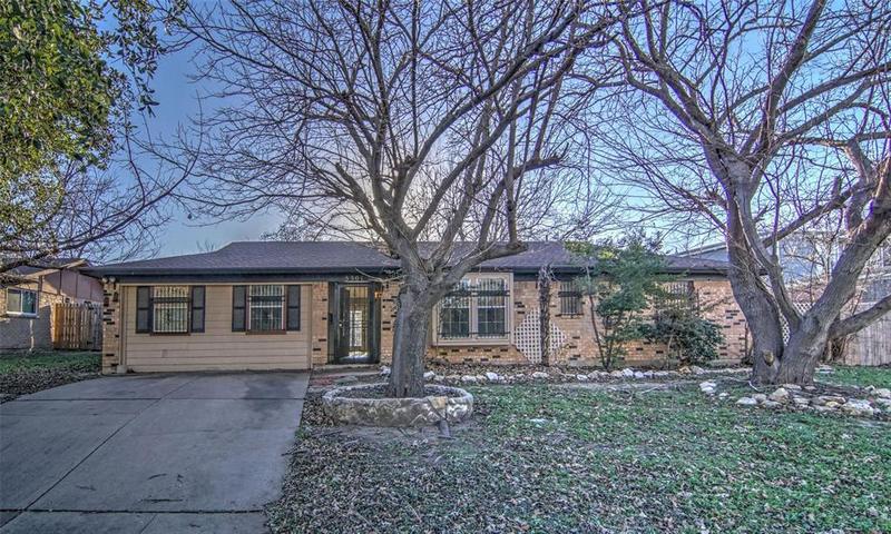 5301 Wendel Dr, Fort Worth, TX 76133  MLS# 20516532 for Sale