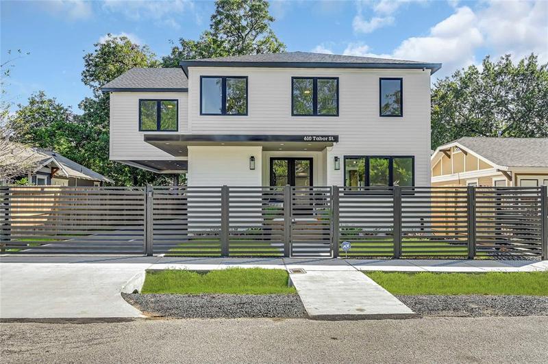 610 Tabor St, Houston, TX 77009 for Sale