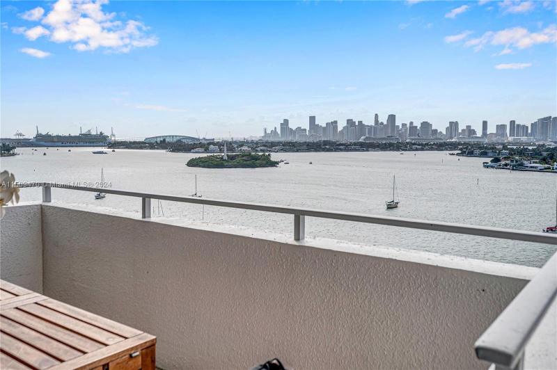 11 Island Avenue, Unit 1403, Miami Beach, FL 33139 for Sale