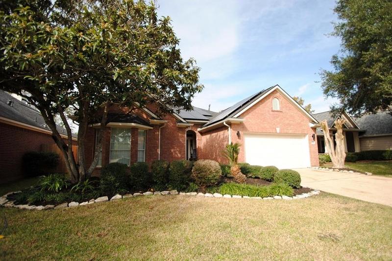10519 Village Lake Dr, Missouri City, TX 77459 - MLS 27100421 for Rent