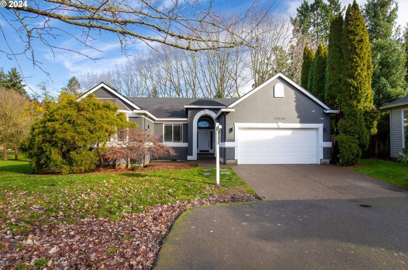 30500 SW Kensington Pl, Wilsonville, OR 97070 - MLS 23407976 for Sale