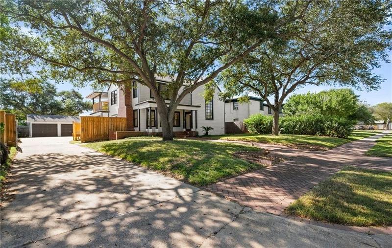 245 Leming Ave, Corpus Christi, TX 78404 for Sale