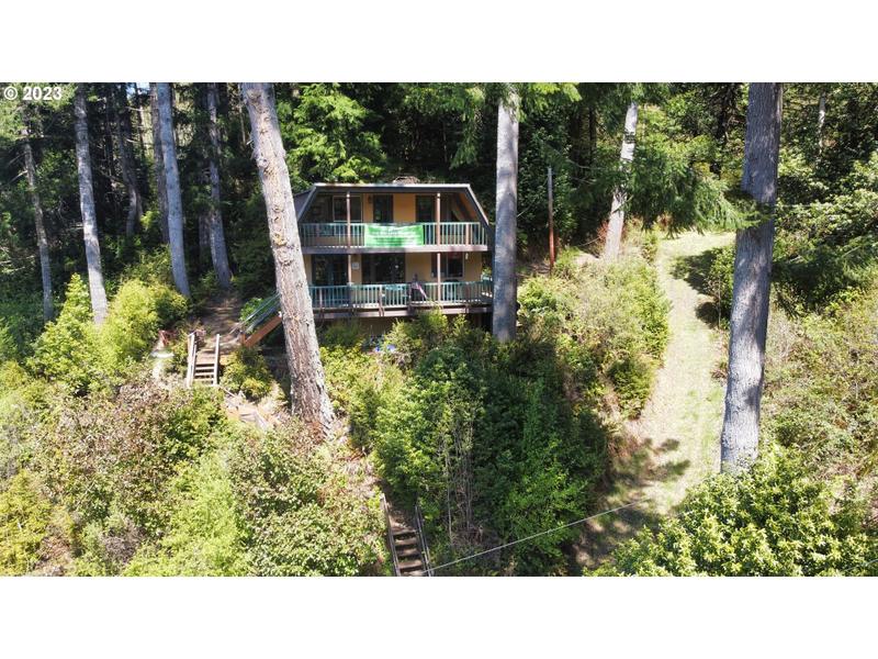 882 N TENMILE LAKE, Lakeside OR 97449 for Sale