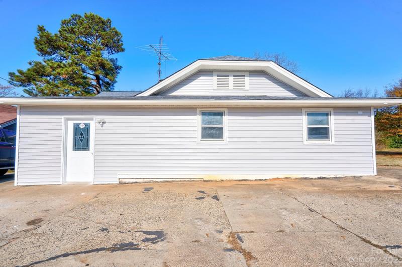 417 E Grover St, Shelby, NC 28150 - MLS 4092042 for Sale