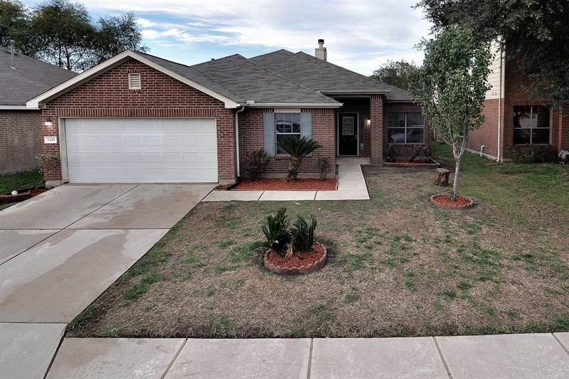 1318 Hawks Nest Drive, Houston, TX 77067 for Sale