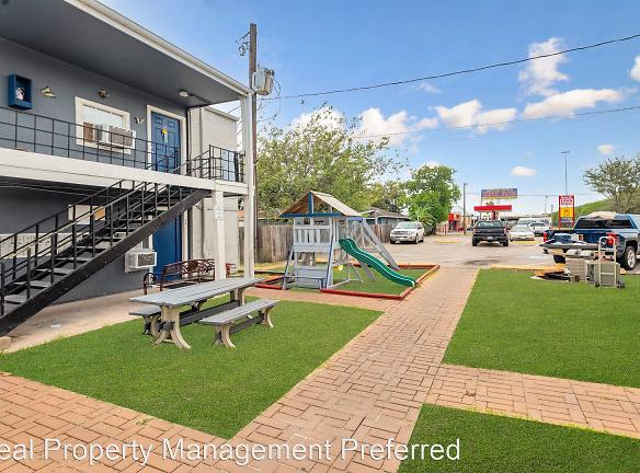1800 N Wayside Dr - Houston, TX 77020 - Home For Rent