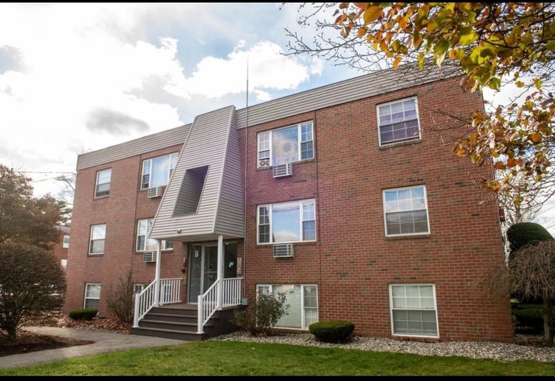 99 Cluff Crossing Road, Unit 5, Salem, NH 03079 for Rent