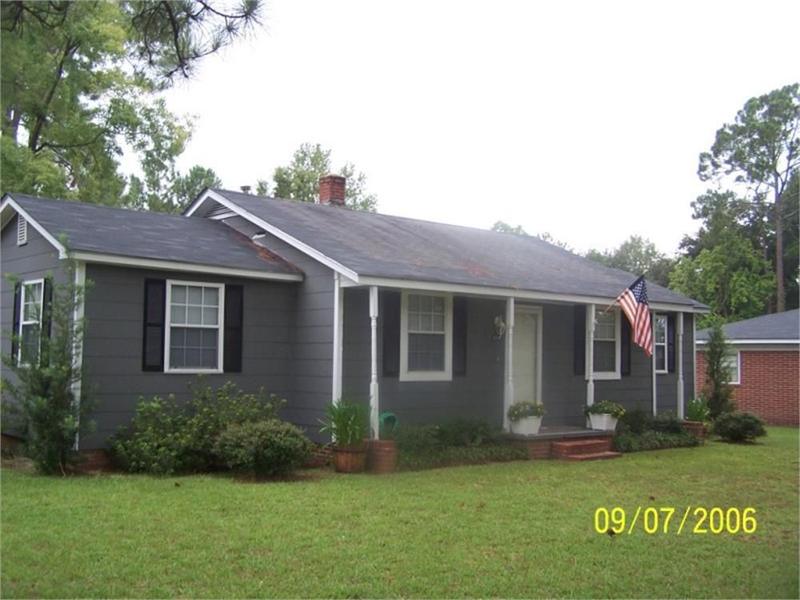 1200 13th Ave, Albany, GA 31707  MLS# 161185 for Sale