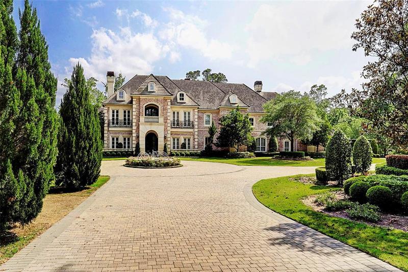 126 S Tranquil Path, The Woodlands, TX 77380 for Sale