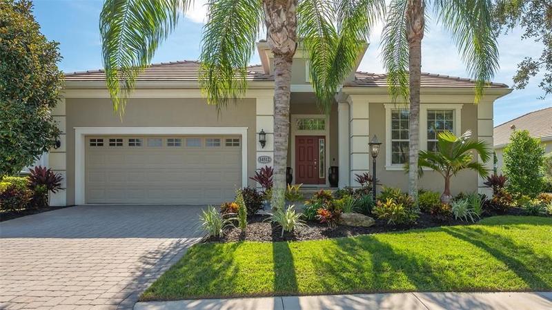 14512 Stirling Dr, Lakewood Ranch, FL 34202  MLS# A4591978 for Sale