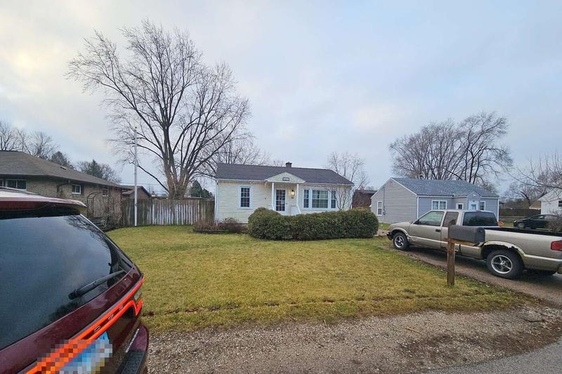 Crystal, SOUTH ELGIN, IL 60177  613038454 for Sale