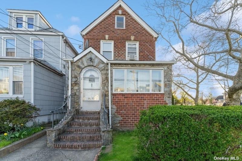 th Street for Sale