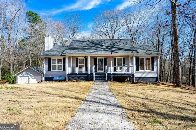 88 HICKORY LN, Lagrange, GA 30240 Single Family Residence For Sale  MLS# 20171655