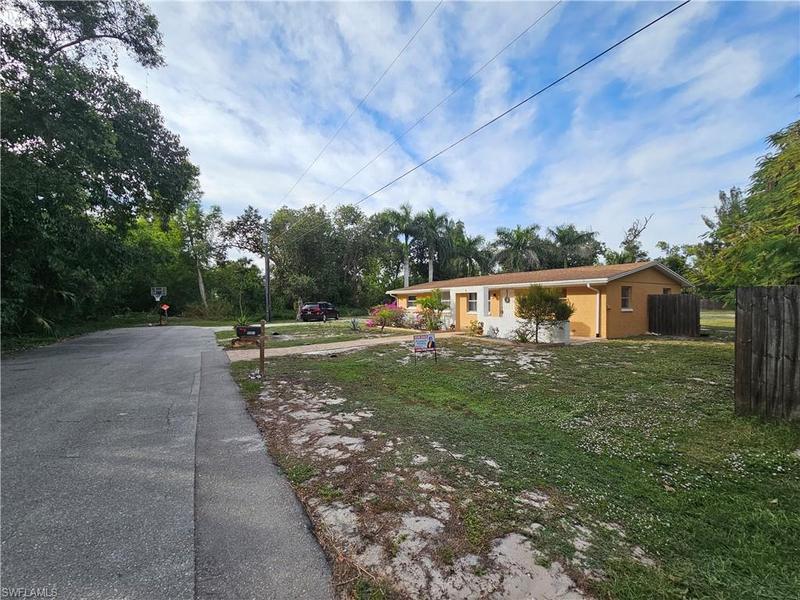 9691 Alabama Street, Bonita Springs, FL 34135 for Sale