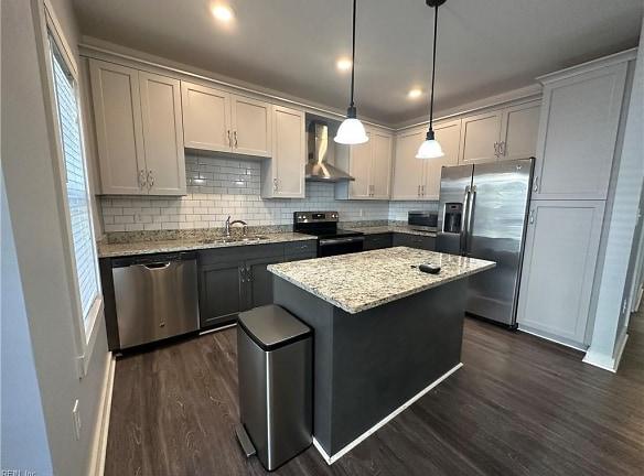 7922 Shore Dr #212 - Norfolk, VA 23518 - Home For Rent