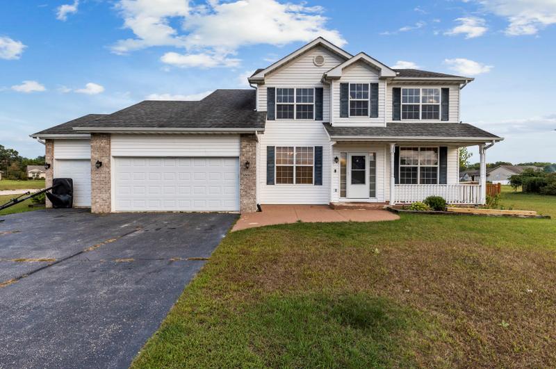 15511 Hickory Ln, South Beloit, IL 61080 - MLS 11891708 for Sale