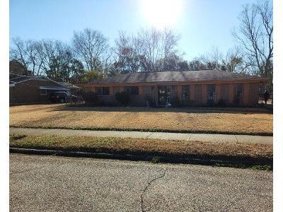 Knollwood Dr for Sale