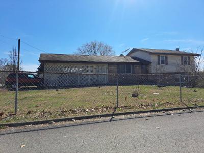 Twin Oaks Dr SE for Sale