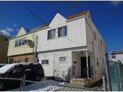 Chandler St for Sale