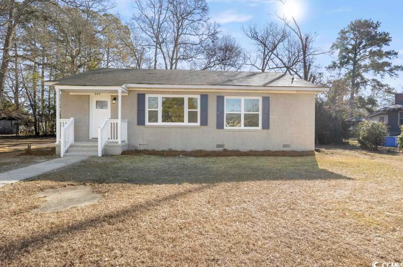 207 14th Ave S, Dillon, SC 29536 - MLS 2401738 for Sale