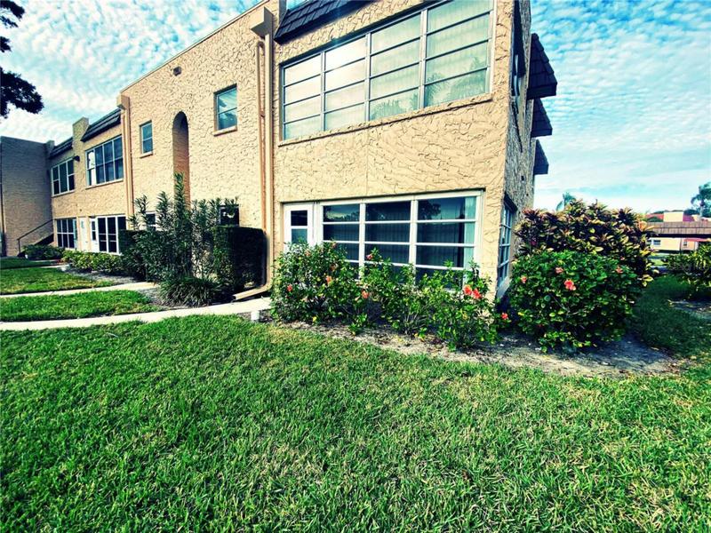 117 ASPEN CIR # 117, SEMINOLE, FL 33777 Condominium For Sale  MLS# U8223367