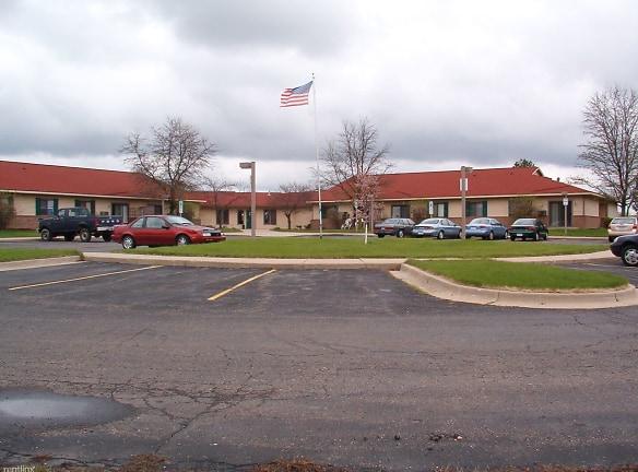 797 S Hazelnut St - Fowlerville, MI 48836 - Home For Rent